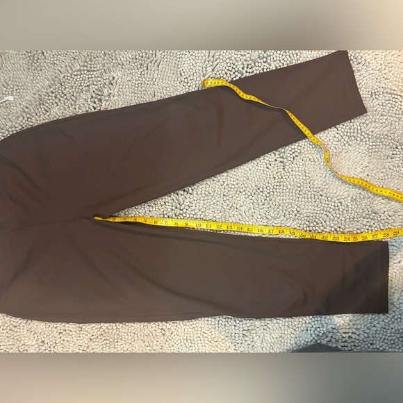 Elegant Women's Slim Fit Ponte Pant Coffe - Picture 7 of 11